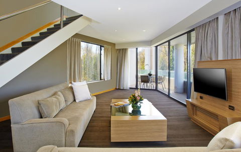Crowne Plaza Canberra, An IHG Hotel - Grafton Accommodation 38