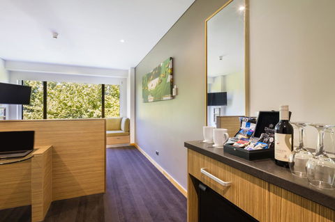 Crowne Plaza Canberra, An IHG Hotel - Grafton Accommodation 42