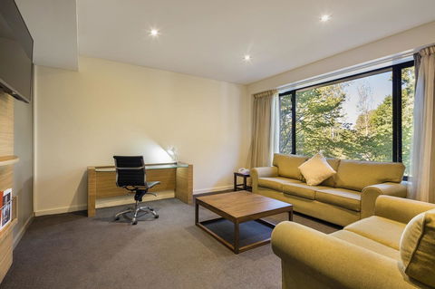 Crowne Plaza Canberra, An IHG Hotel - Grafton Accommodation 37