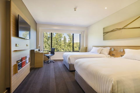 Crowne Plaza Canberra, An IHG Hotel - Grafton Accommodation 32