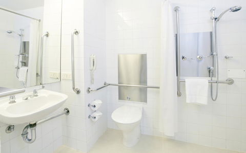 Crowne Plaza Canberra, An IHG Hotel - Grafton Accommodation 24
