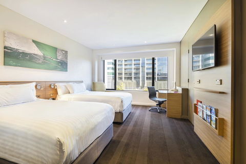 Crowne Plaza Canberra, An IHG Hotel - Grafton Accommodation 31