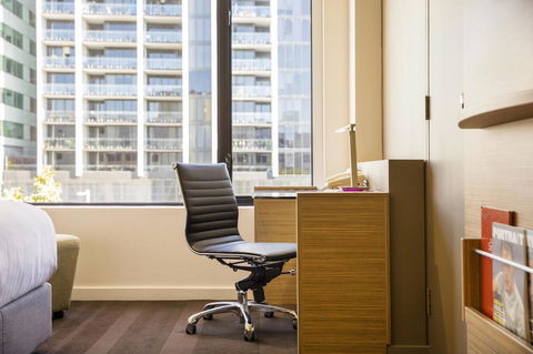 Crowne Plaza Canberra, An IHG Hotel - Grafton Accommodation 40