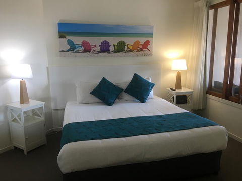 Lennox Holiday Apartments - Grafton Accommodation 19