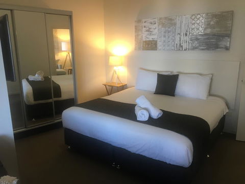 Lennox Holiday Apartments - Grafton Accommodation 16