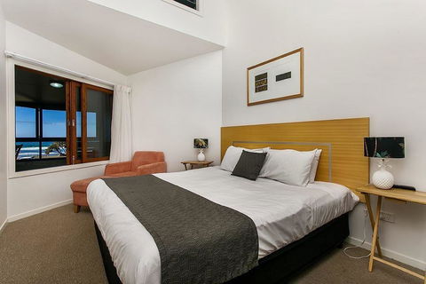 Lennox Holiday Apartments - Grafton Accommodation 27