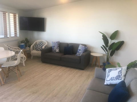 Lennox Holiday Apartments - Grafton Accommodation 24