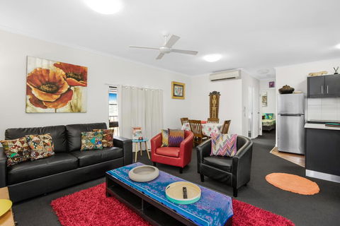 BOUTIQUE APARTMENTS BEACH LOCATION - Grafton Accommodation 0