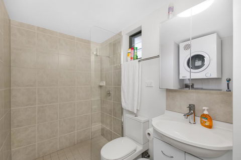 BOUTIQUE APARTMENTS BEACH LOCATION - Grafton Accommodation 2
