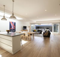 Boutique Stays - Contempo - House in Prahran - Grafton Accommodation
