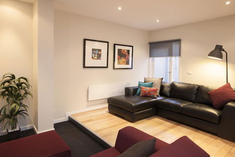 Boutique Stays - Roxys Place, Prahran House - Grafton Accommodation 3