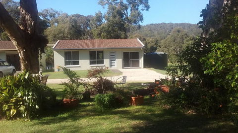 Brahminy Retreat - Grafton Accommodation 0