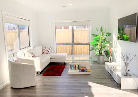 Brand New Home, 10 Mins To Beach, Torquay, Geelong, Deakin, Hospitals - Grafton Accommodation 0