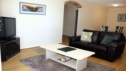 Breakers 8 - Main Beach Location! - Grafton Accommodation 1