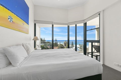 Breathtaking Views Of Sunshine Beach - Unit 7/21 Park Crescent - Grafton Accommodation 2