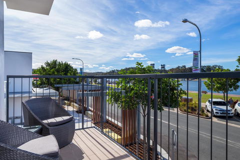 Bridge View Apartments - Grafton Accommodation 3