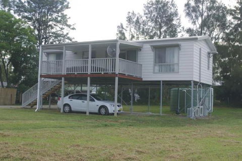 Broke Village Hideaway - Grafton Accommodation 0