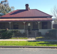 Browncoat Cottage Mudgee - Grafton Accommodation