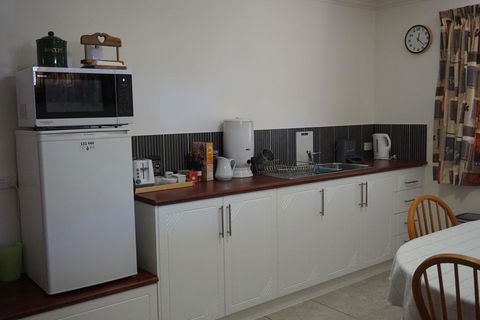 Broxholme B&B - Grafton Accommodation 2