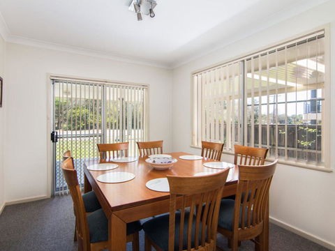Bubsys Beach House At Pebbly - Grafton Accommodation 2
