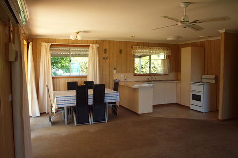 Bundalong Hideaway - Grafton Accommodation 1