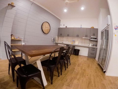 Bunk Inn Hostel - Grafton Accommodation 3
