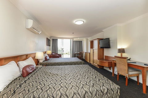 Burnett Riverside Hotel - Grafton Accommodation 3