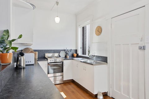 Burnie City Apartments - Grafton Accommodation 2