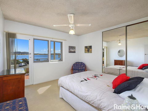 By The Sea - Cumbernauld #1 - 1/12 Terrigal Esp, Terrigal - Grafton Accommodation 1