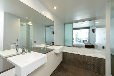 C Bargara Resort - Grafton Accommodation 2