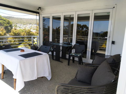 C'est La Vie - Grafton Accommodation 1