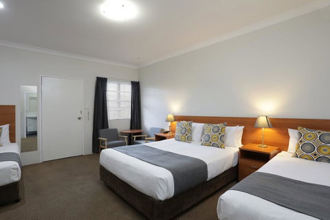 Cadman Motor Inn And Apartments - Grafton Accommodation 2
