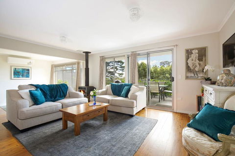 Camellia Cottage - Grafton Accommodation 0