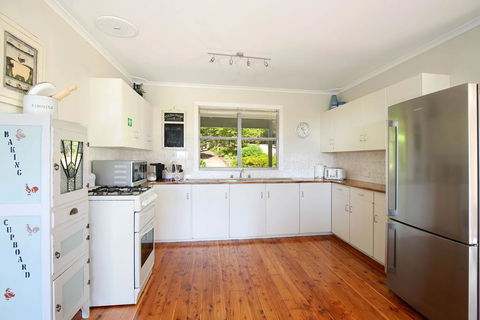 Camellia Cottage - Grafton Accommodation 2