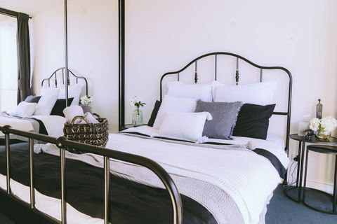 Capitol Executive Apartment On London Circuit - Grafton Accommodation 3