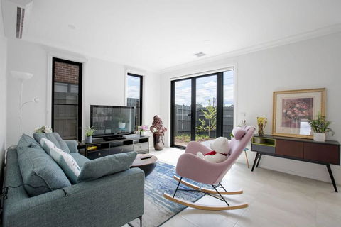 Captivating Large 4BR@Narre Warren - Grafton Accommodation 1