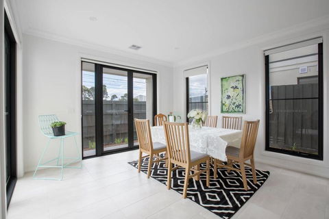 Captivating Large 4BR@Narre Warren - Grafton Accommodation 3