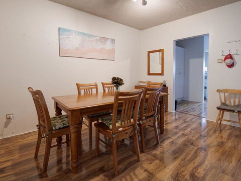 Carinya Gardens 6 - Grafton Accommodation 2