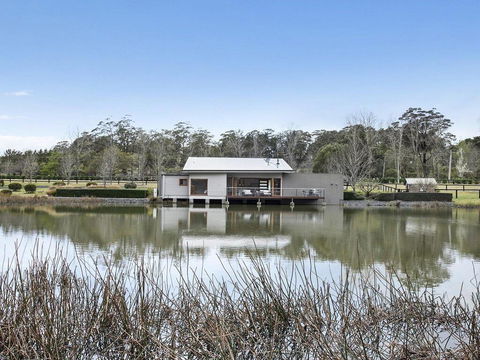 Casa Sul Lago - Quite Simply A Very Special Place - Grafton Accommodation 0
