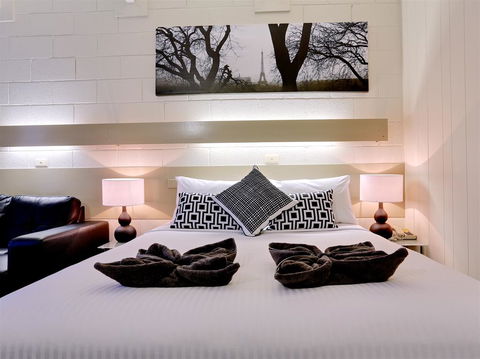 Castle Creek Motel - Grafton Accommodation 0