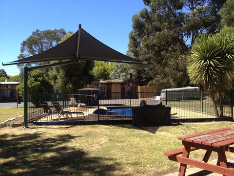 Castle Motel - Grafton Accommodation 0