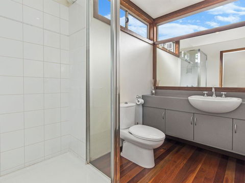 CASTWOOD VILLA No. 1 - Grafton Accommodation 1