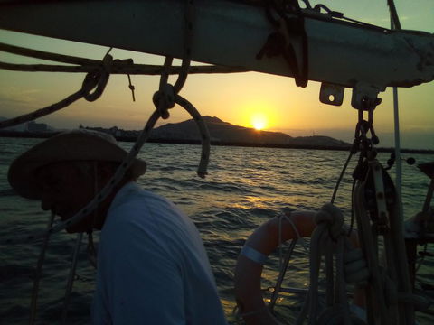 Casual Fare Sailing Charters Townsville - Ocean Living - Cruise - Grafton Accommodation 2