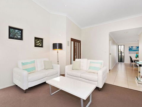 Casuarina Escape - Grafton Accommodation 2