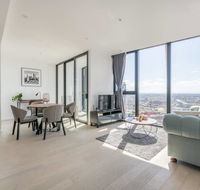 CBD  Garden View Stylish 1 Bedroom Apt Avant - Grafton Accommodation