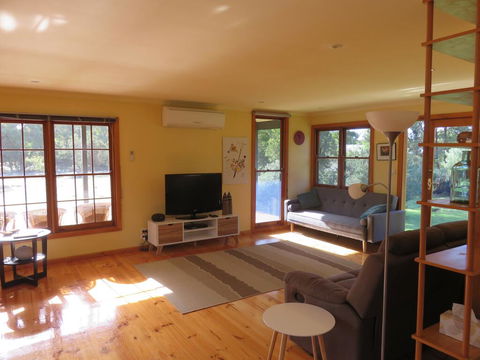 Cedar Cottage Nelson-2 Acre Retreat - Grafton Accommodation 2