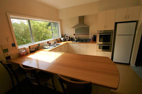 Cedar Cottages Blackmans Bay - Grafton Accommodation 1