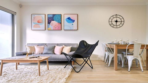 Central Garden City Apt - Mobile Hotspot & WiFi - - Grafton Accommodation 2