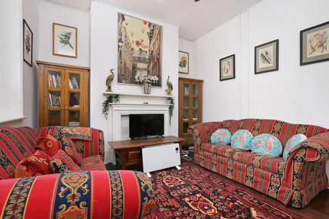 Central Heritage Building In Fremantle Sleeps 6 - Grafton Accommodation 0
