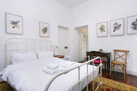 Central Heritage Building In Fremantle Sleeps 6 - Grafton Accommodation 2